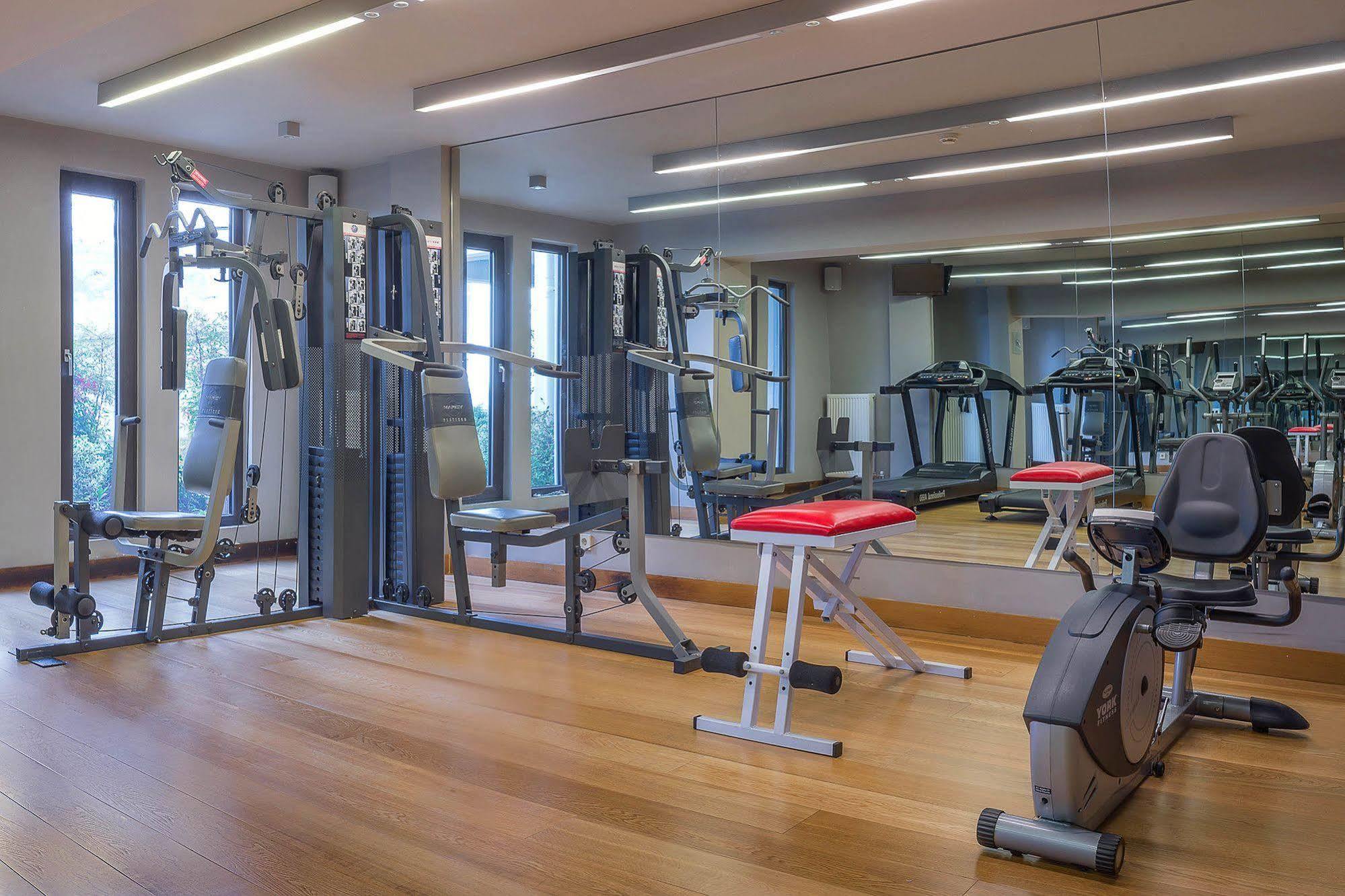 Esperos Palace Luxury & Spa Hotel 카스토리아 외부 사진